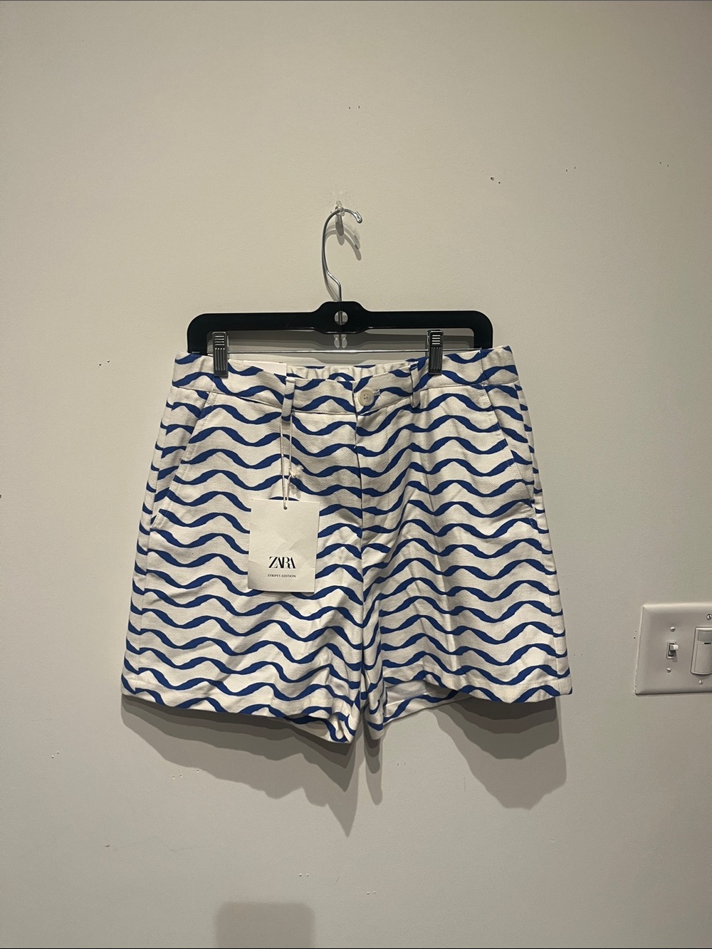 Zara White Shorts with Blue Wave Print